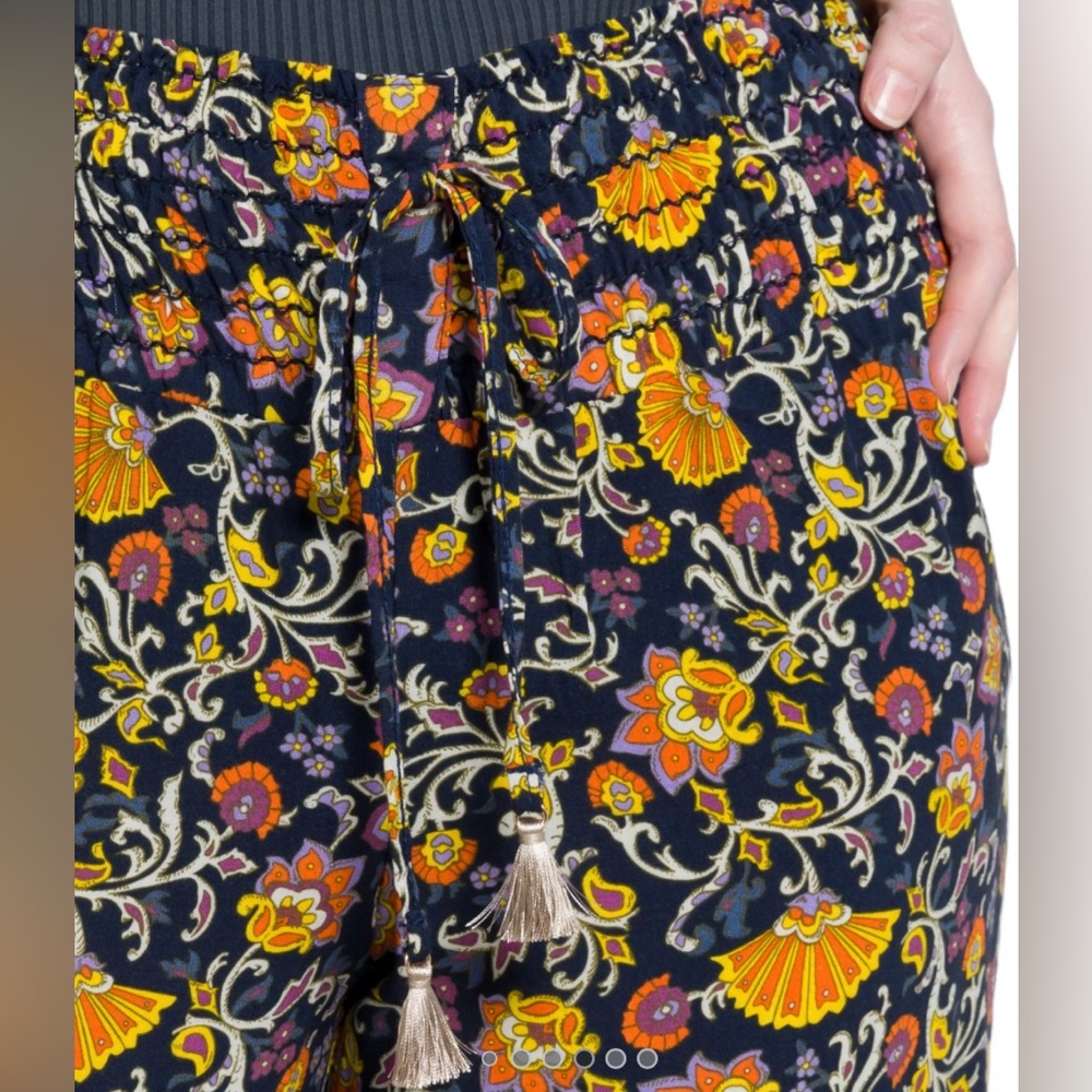 Wide Leg pant, stretchy waist